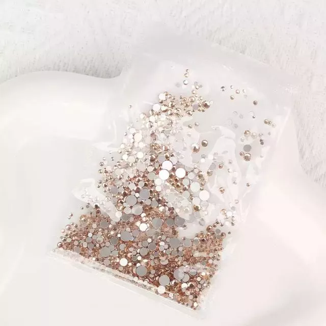 Colored Diamonds Light Champagne 16# 1440pcs