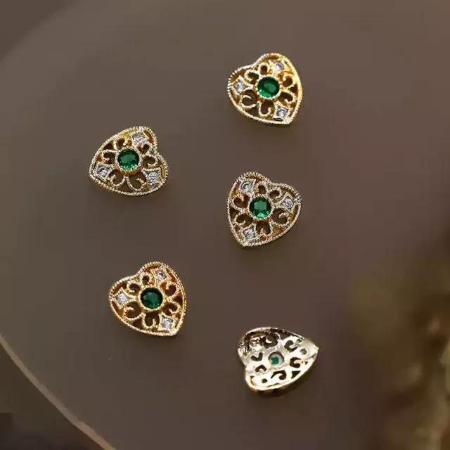 Nail Jewerly Love 9mm x 9mm 1pcs