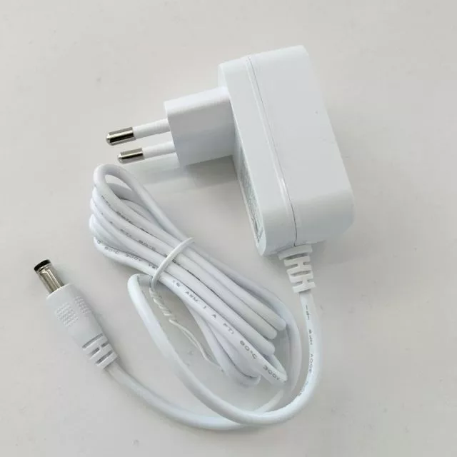 Nätadapter 12VDC 2A